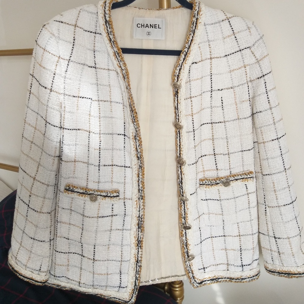 Chanel jacket 36